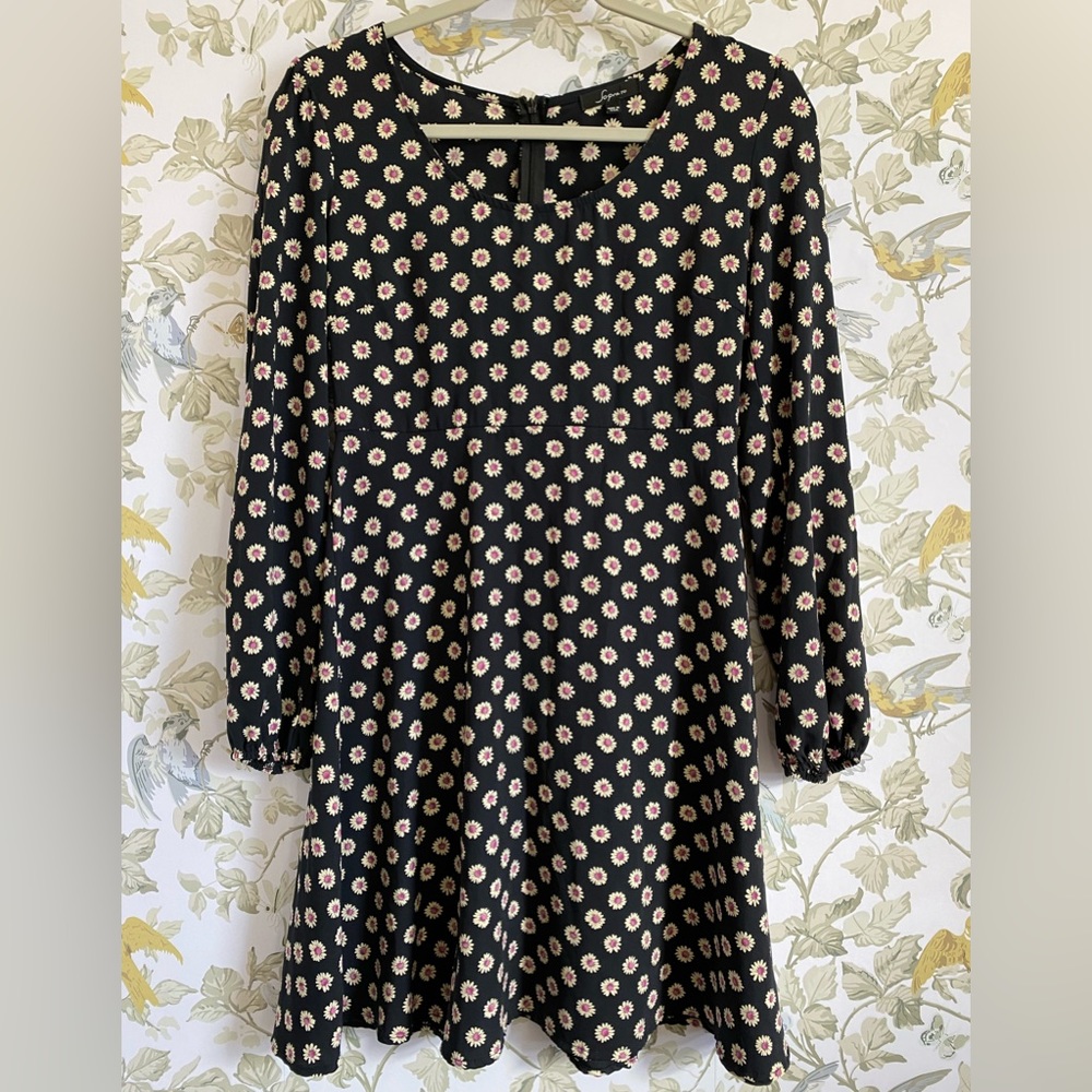 Daisy long sleeve dress SZ S